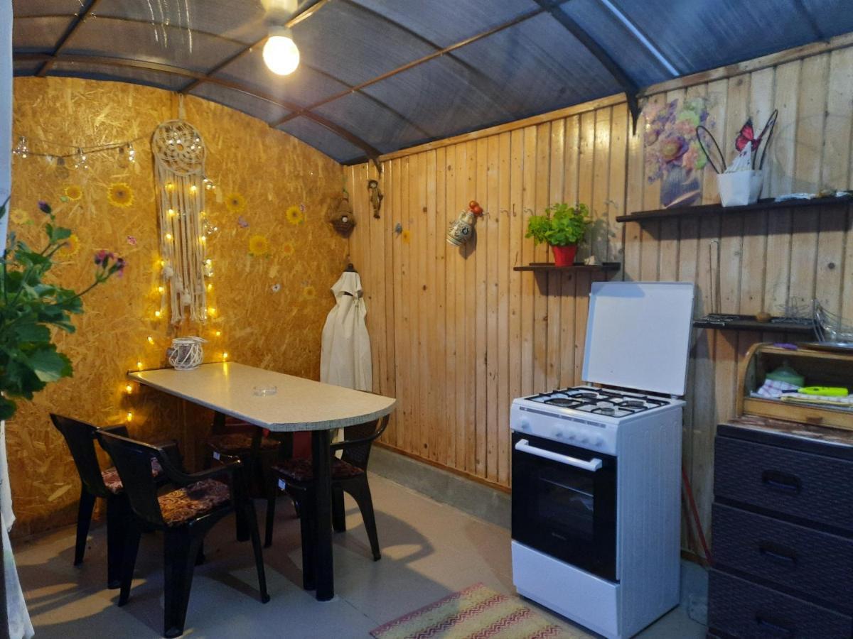 Апартаменты Casa Lica Качулата Экстерьер фото