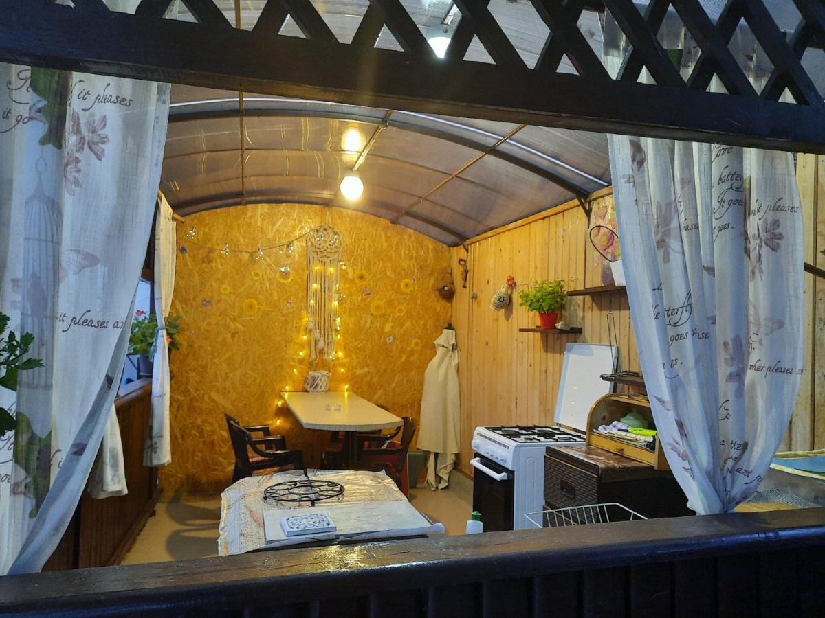 Апартаменты Casa Lica Качулата Экстерьер фото